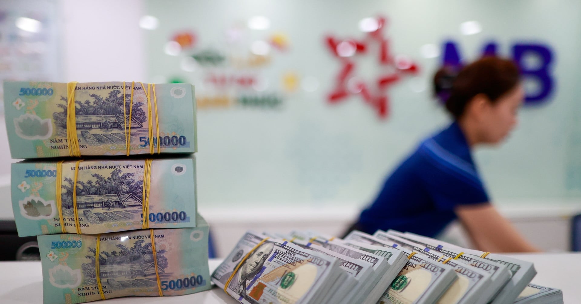 So sánh lãi suất các ngân hàng Việt Nam