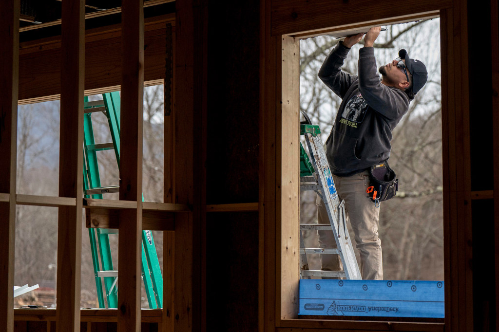 US Sheds 92,000 Jobs in Feb 2026 — 3rd Drop in 5 Months