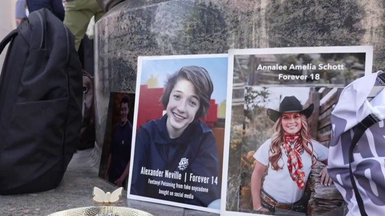 Chương trình NBC Nightly News đưa tin về phán quyết vụ kiện nghiện mạng xã hội Meta YouTube